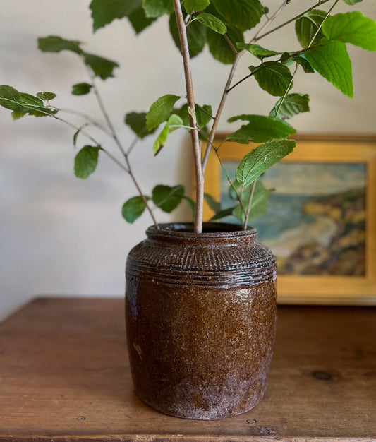 9” Vintage Chinese Bean Pot