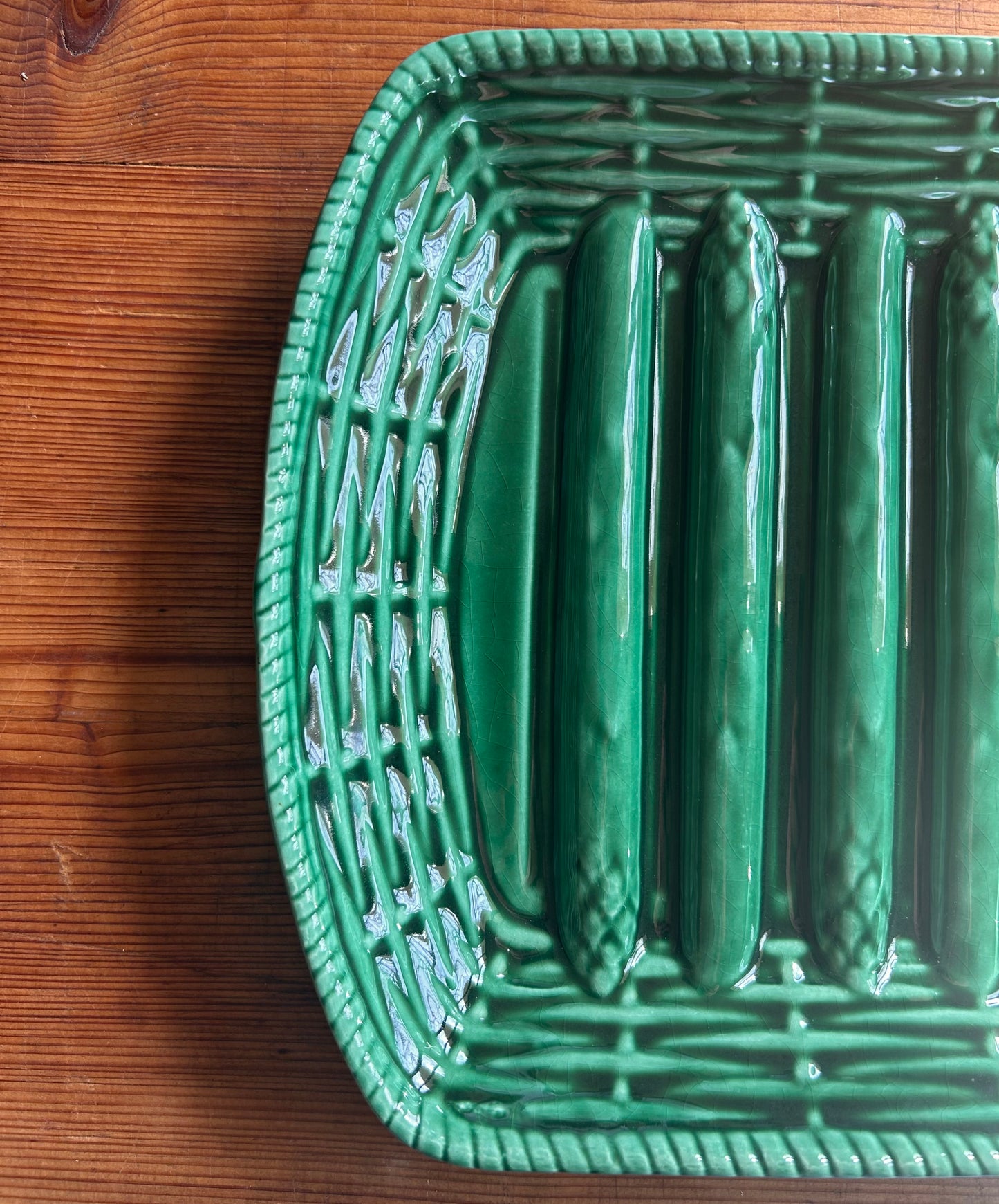 13” x 9.5” French Majolica Asparagus Platter, Sarreguemines