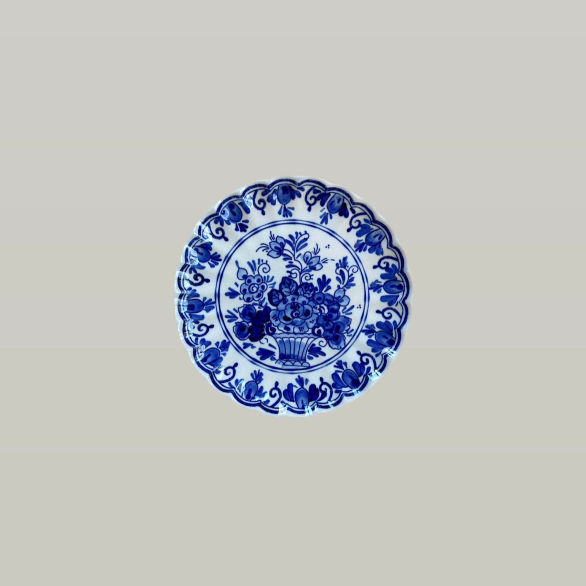 Paris- 5.75” Delft Plate