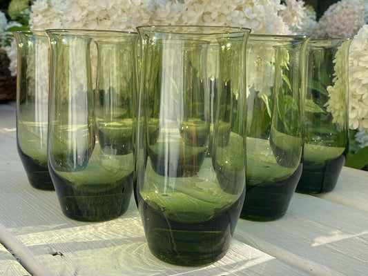 8 Olympia Winterberry Green Highball