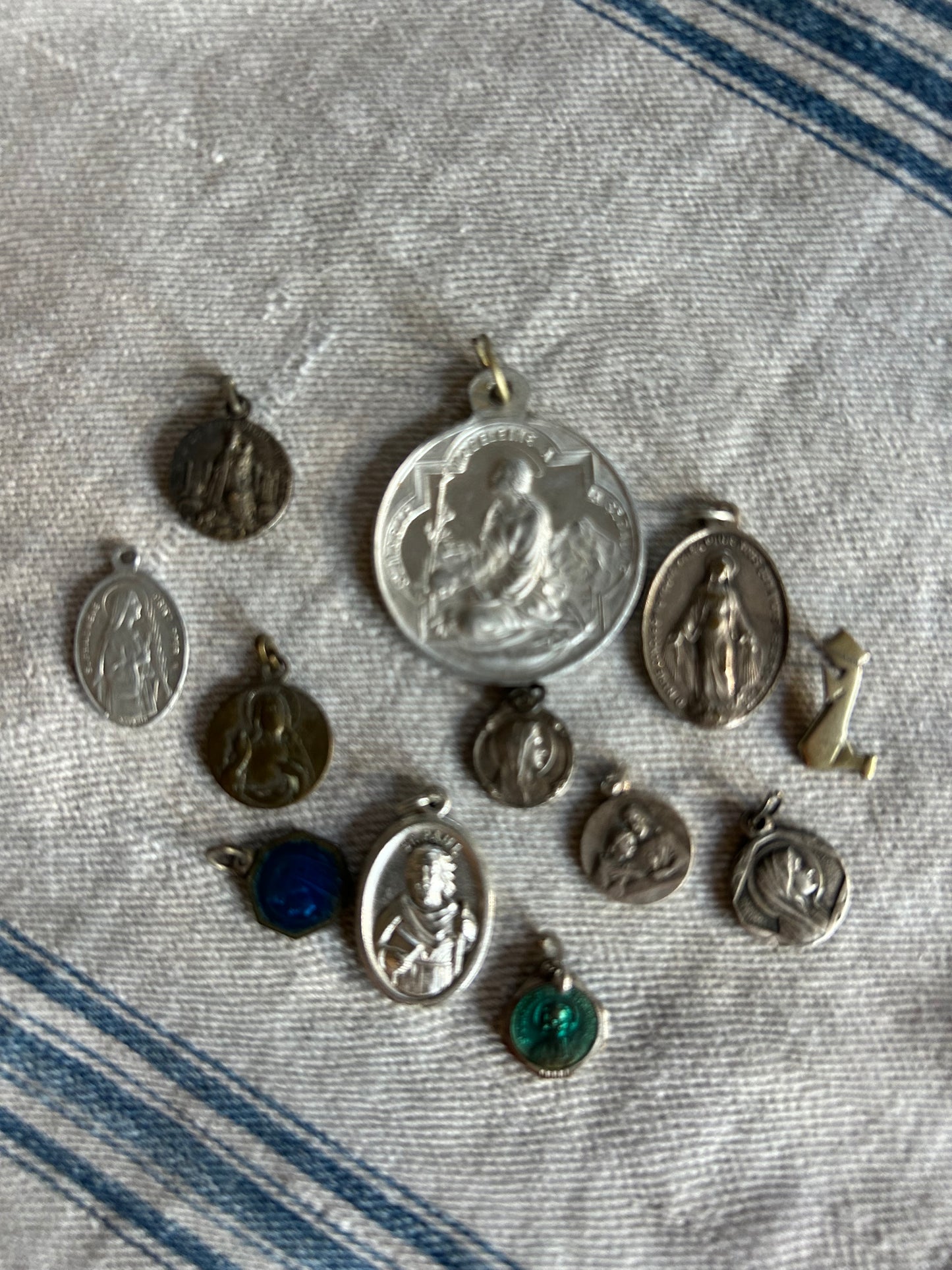 France - Religous Pendants