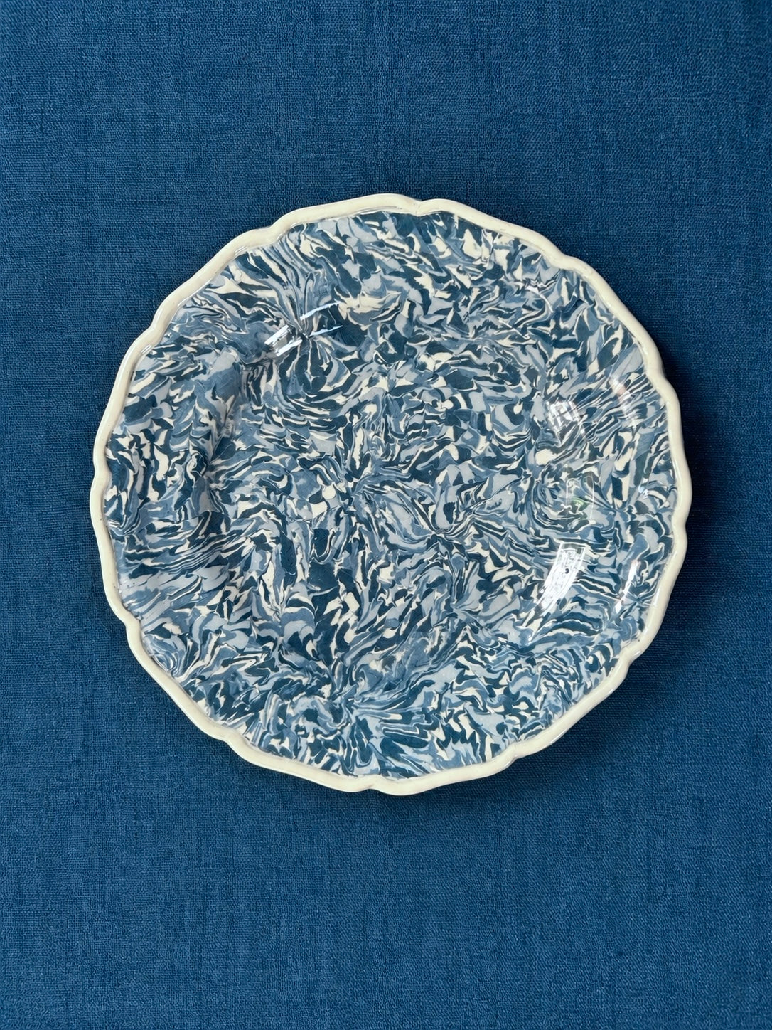 Provence - 8.5” Aptware Marbled Clay Scallop Edge Plate, special trim