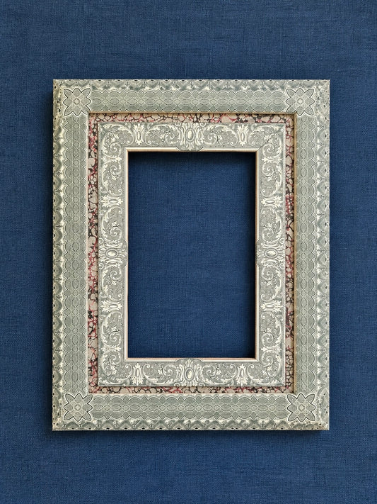 Decoupage Frame 9 x 11 opening 4.5 x 7