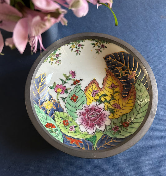 6” Japanese Tobacco Leaf Bowl Pewter