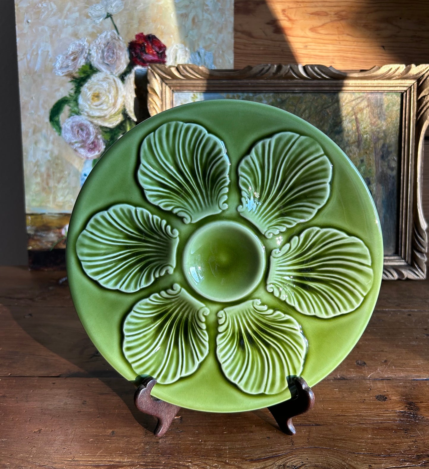 Paris - 9” French Oyster Plate made by Proceram