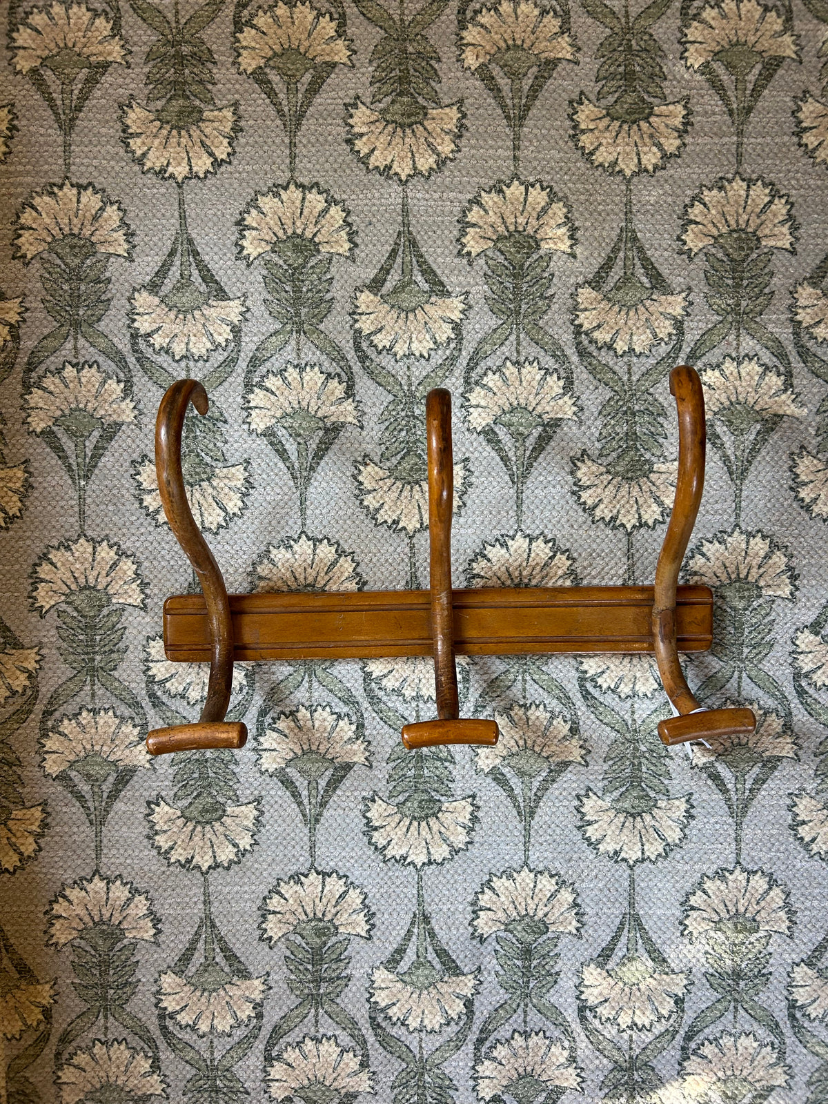 20” W x 12” H French Bent Hook 3